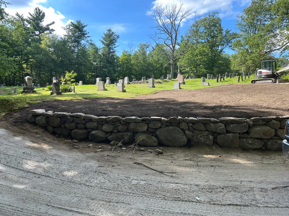 Land Clearing, hardscaping and construction site work serving New Hampshire